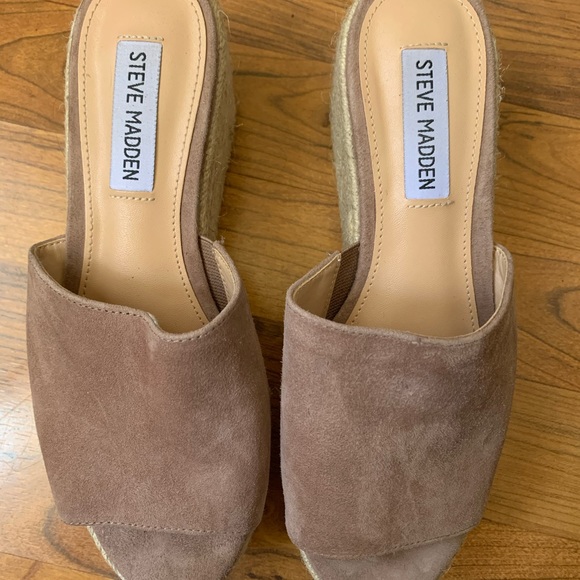 Light pink Steve Madden espadrilles!! - Picture 1 of 3